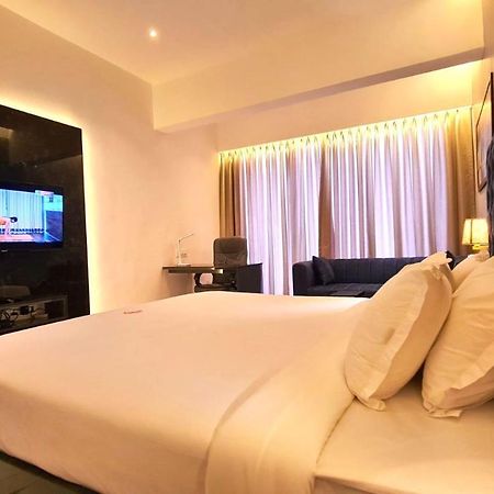 Galaxy Club & Hotel Bijāpur Dış mekan fotoğraf