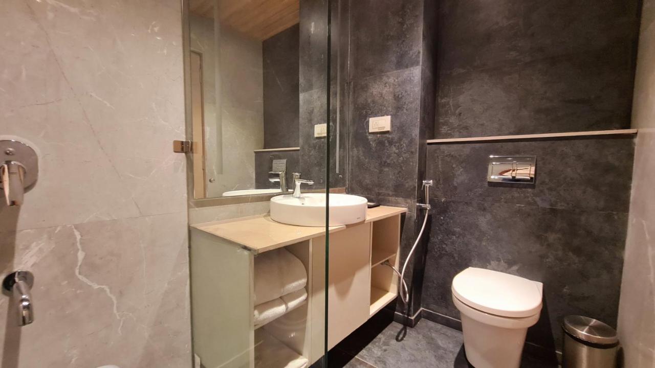 Galaxy Club & Hotel Bijāpur Dış mekan fotoğraf