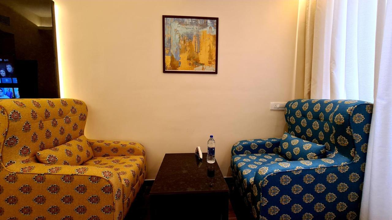 Galaxy Club & Hotel Bijāpur Dış mekan fotoğraf